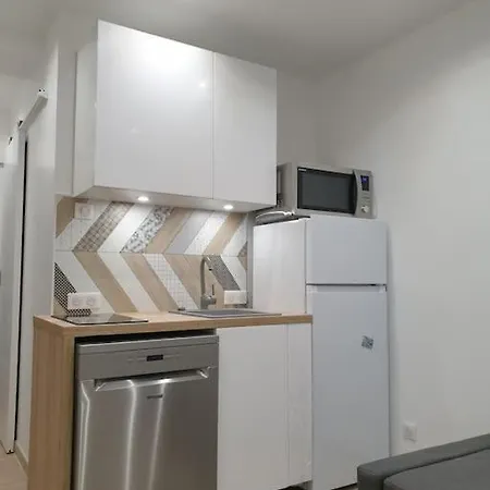 Cocon A La Campagne - 20 Min - Paris 40 Min - 2 Terrasses Holiday home