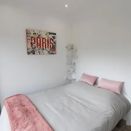 Holiday home Cocon A La Campagne - 20 Min - Paris 40 Min - 2 Terrasses